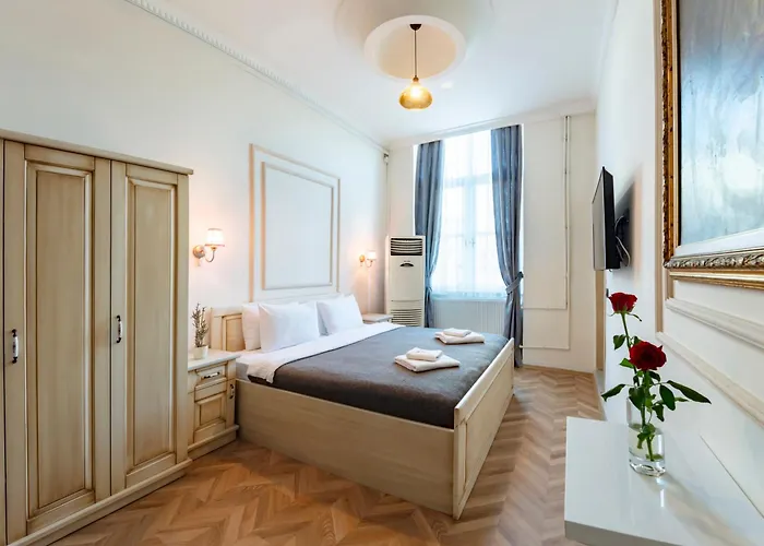 Cezayir Hotel Estambul