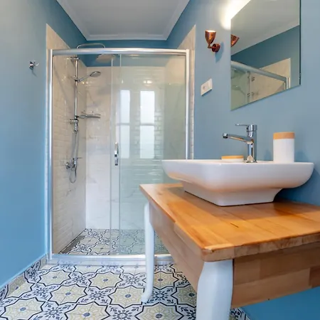 Cezayir Hotel Istanboel